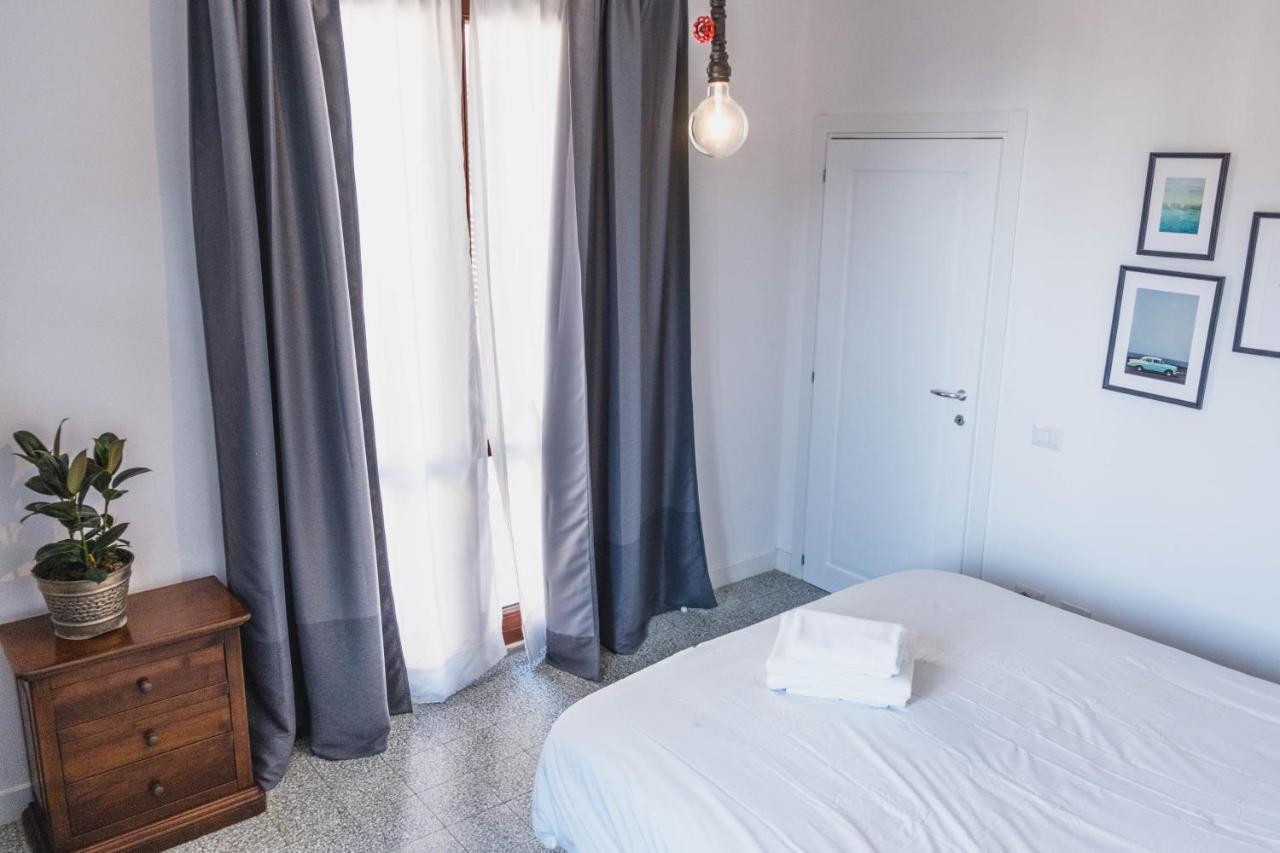 Terrazza Sull'Infinito Bed & Breakfast เรกานาติ ภายนอก รูปภาพ