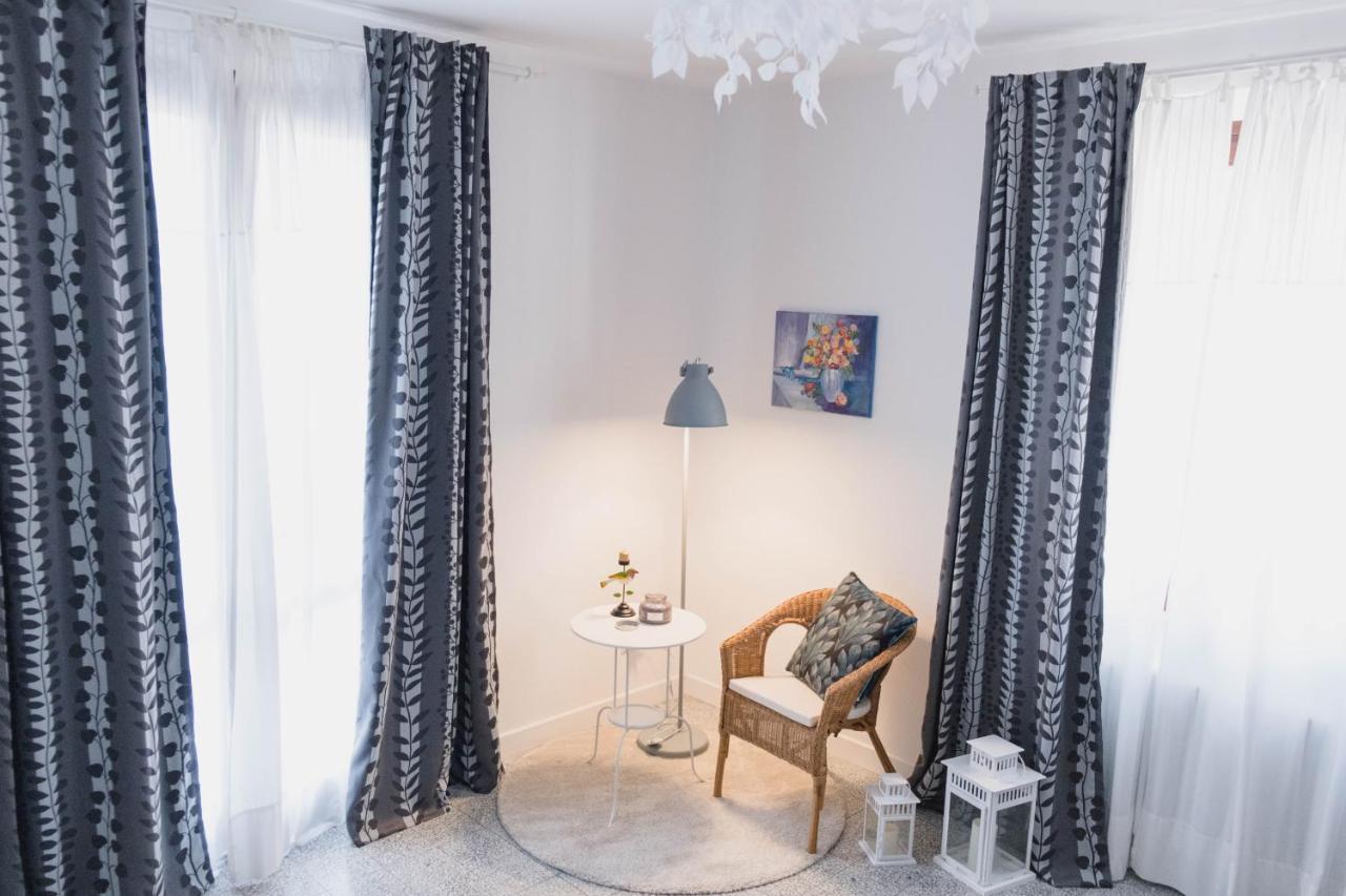 Terrazza Sull'Infinito Bed & Breakfast เรกานาติ ภายนอก รูปภาพ